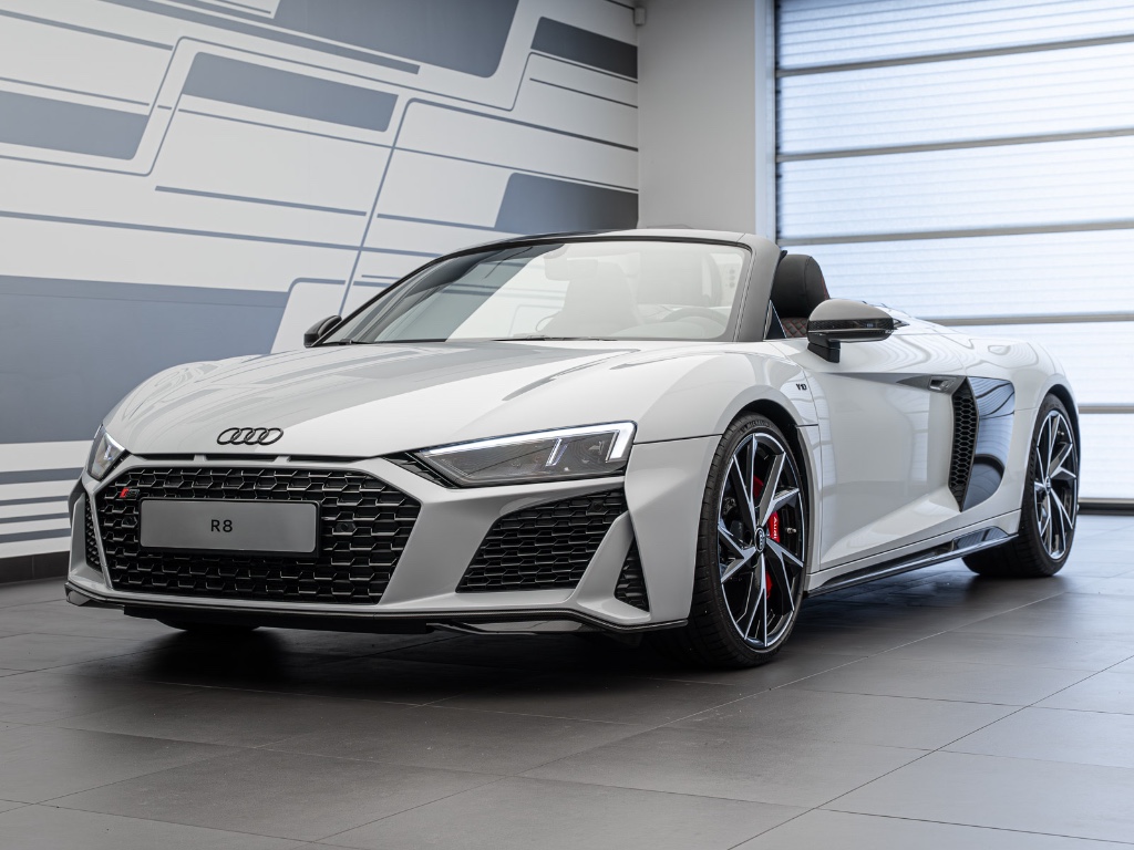 Audi R8 Spyder  V10 performance 5.2 FSI quattro (456kW/620k) S tronic