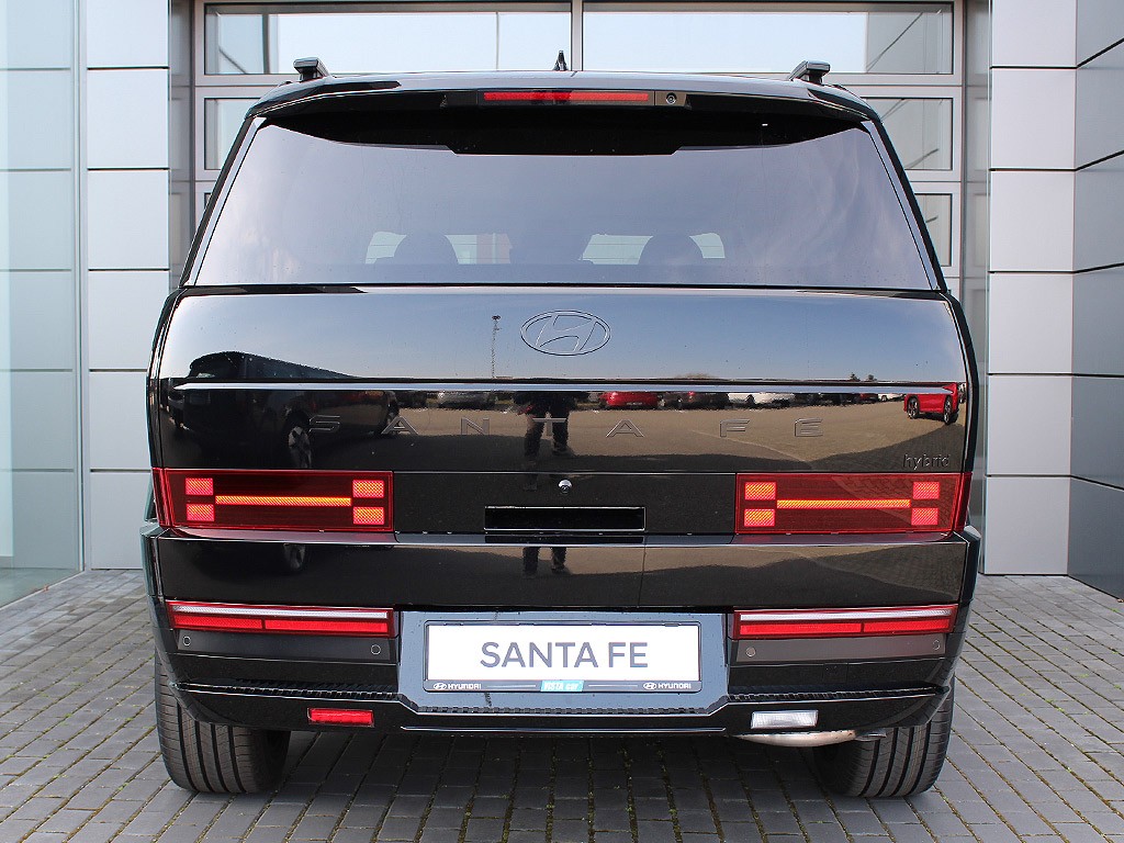 Hyundai Santa Fe 1,6 T-GDI HEV 4x4 7 míst MR26 CALLIGRAPHY