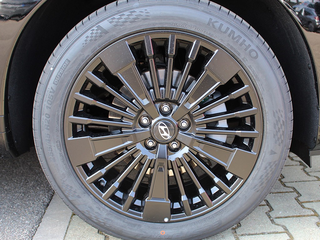 Hyundai Santa Fe 1,6 T-GDI HEV 4x4 7 míst MR26 CALLIGRAPHY