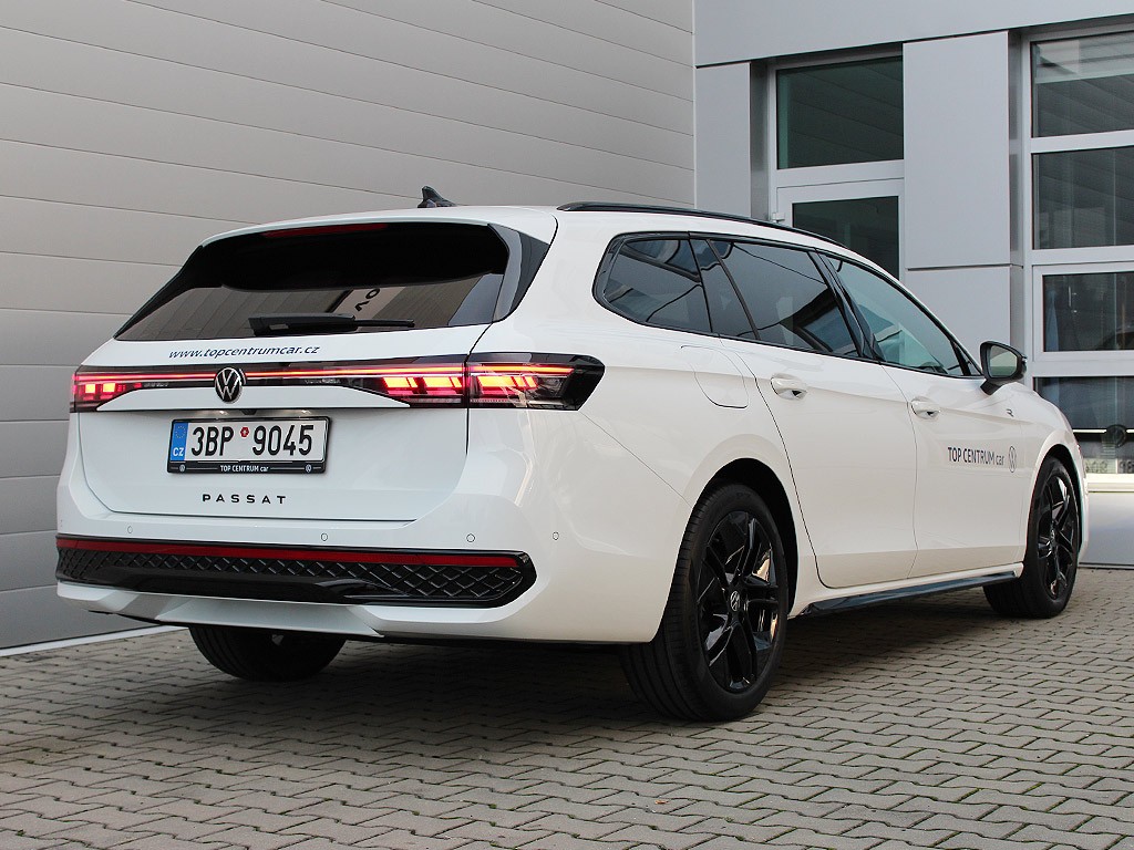 Volkswagen Passat 2,0 TDI 110 kW 7DSG 110KW/150PS R-Line