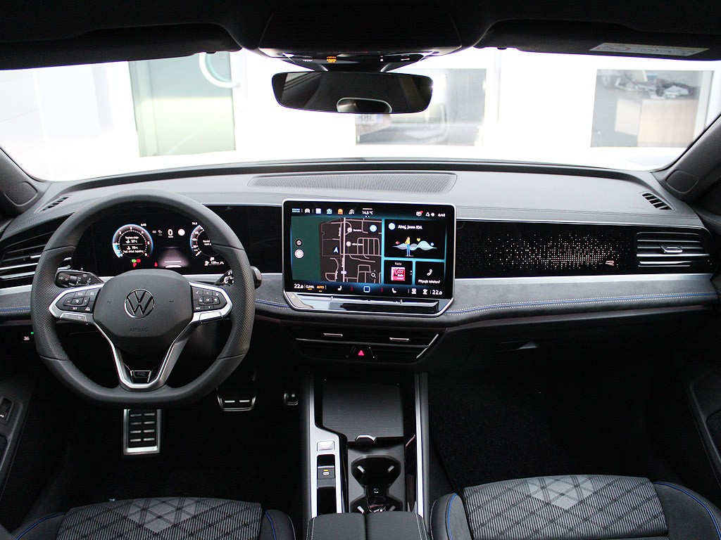 Volkswagen Passat 2,0 TDI 110 kW 7DSG 110KW/150PS R-Line