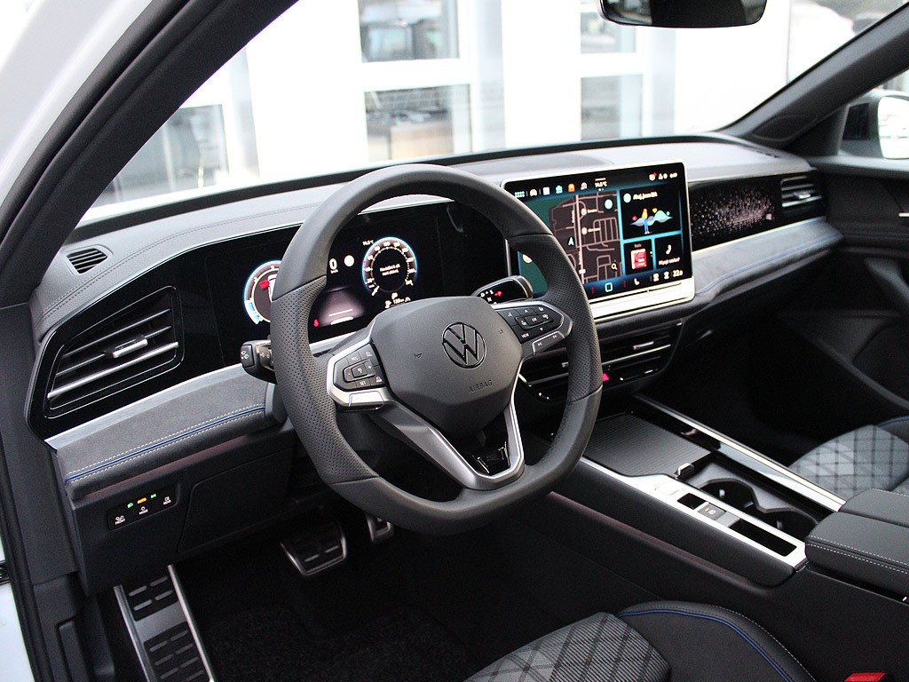 Volkswagen Passat 2,0 TDI 110 kW 7DSG 110KW/150PS R-Line