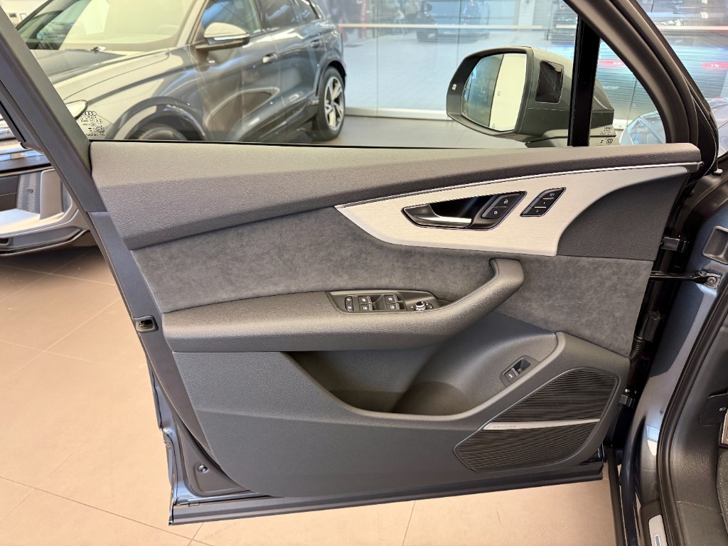 Audi Q7 SUV S line 50 TDI quattro (210kW/286k) 8st.-Tiptronic - PERFECTION