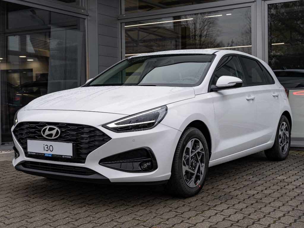 Hyundai i30 hatchback 1,5I GO CZECH!