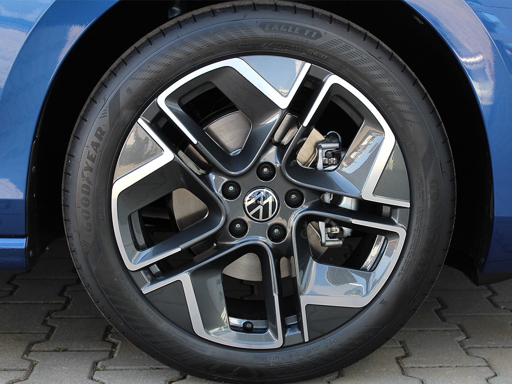 Volkswagen Passat 2,0 TDI 110 kW / 150k Elegance