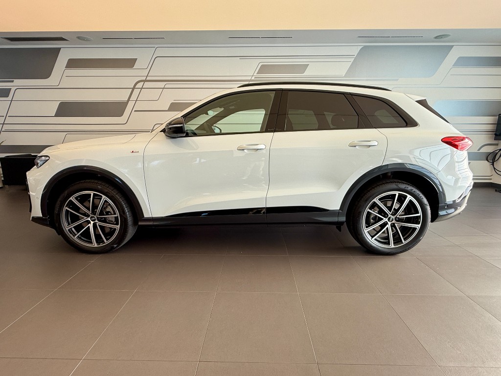 Audi Q5 NEW 2.0 TDI quattro (150kW/204k) S tronic