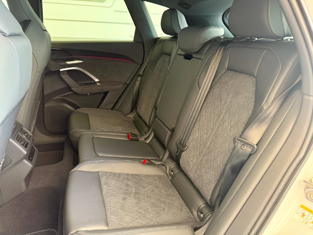Audi Q5 NEW 2.0 TDI quattro (150kW/204k) S tronic