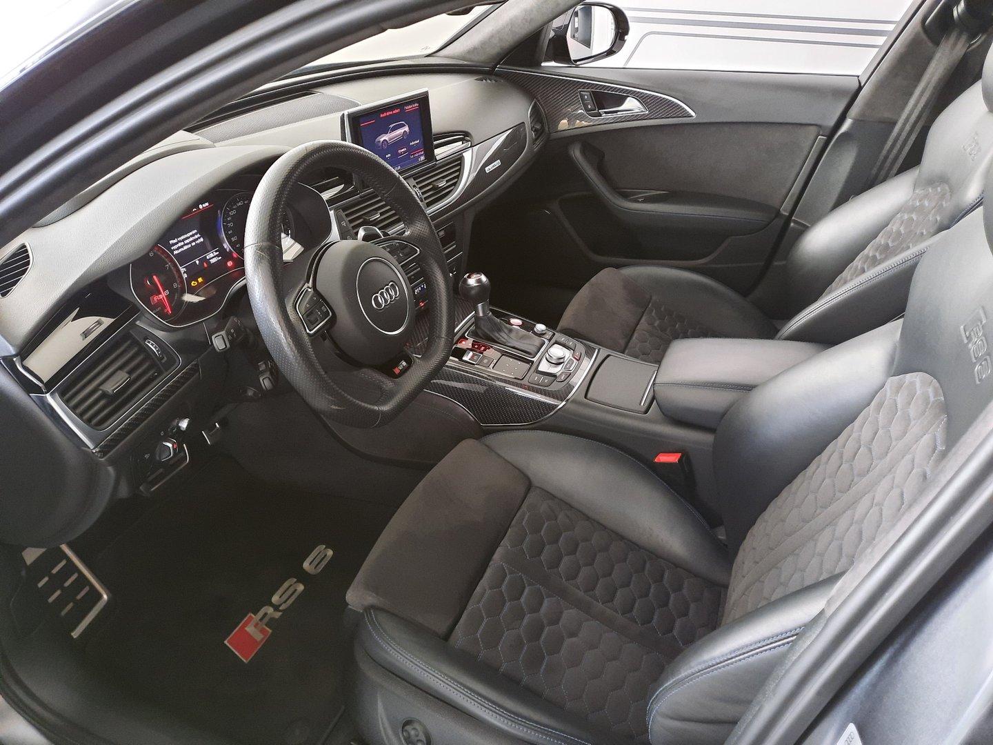 Audi RS6 Avant 4.0 TFSI quattro (445kW/605k) Performance