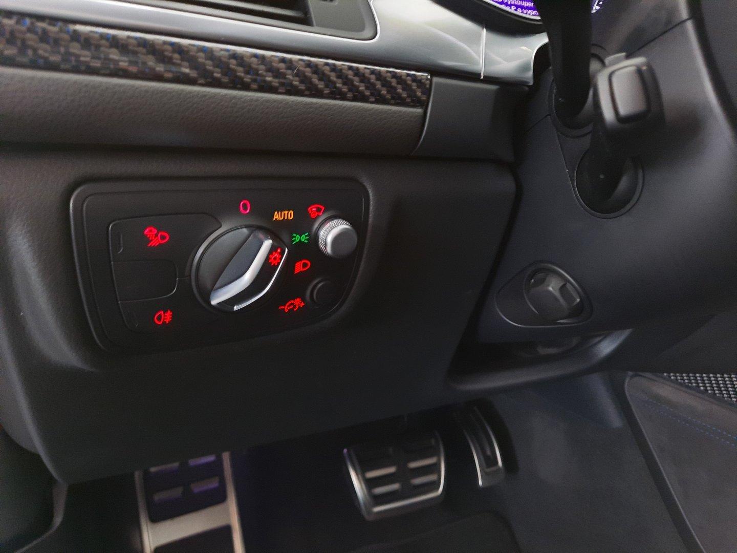 Audi RS6 Avant 4.0 TFSI quattro (445kW/605k) Performance