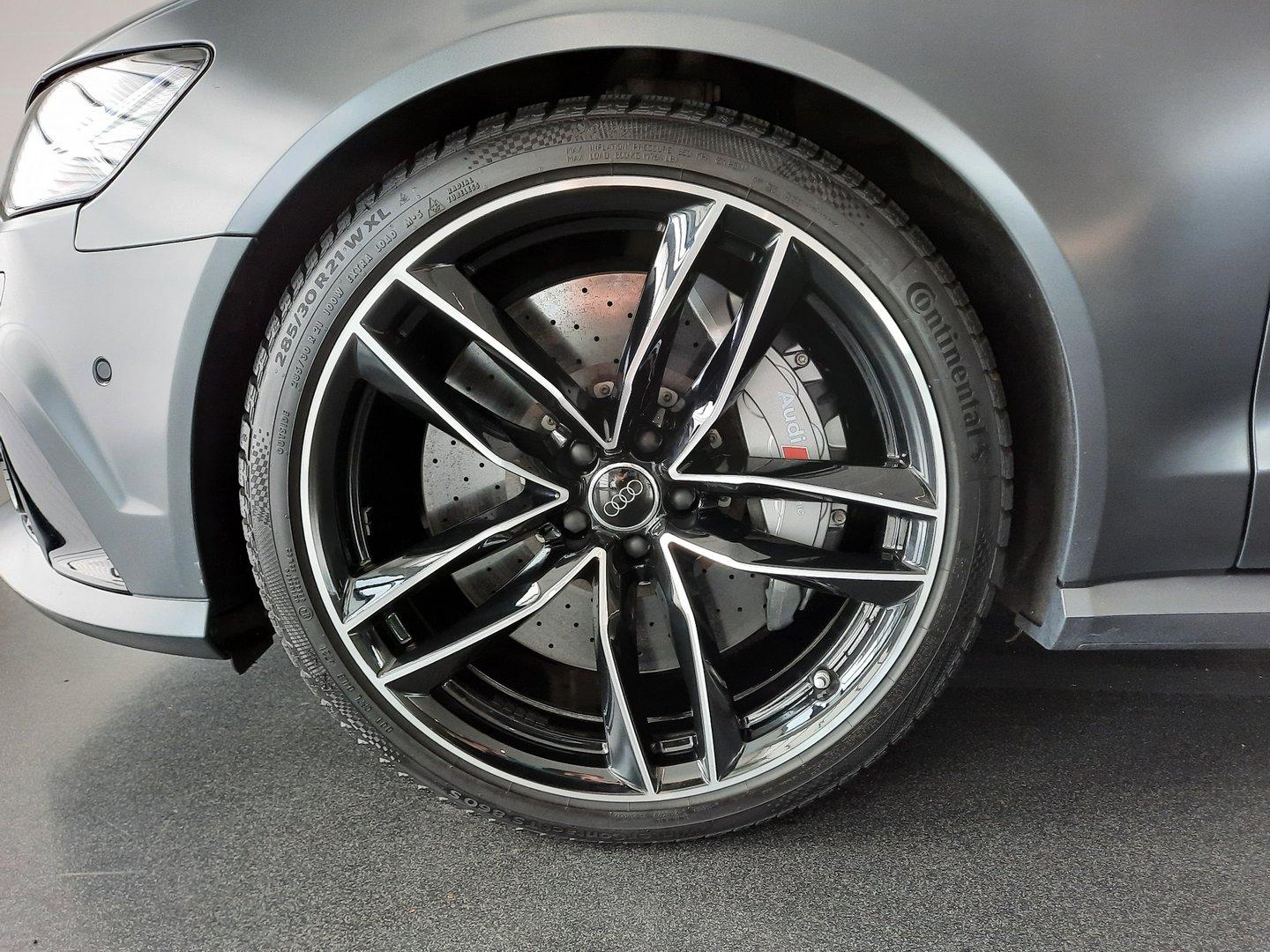 Audi RS6 Avant 4.0 TFSI quattro (445kW/605k) Performance