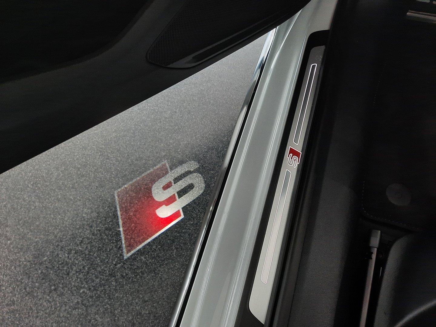 Audi A4 Avant 40 TDI quattro (150kW/204k) S tronic, S line