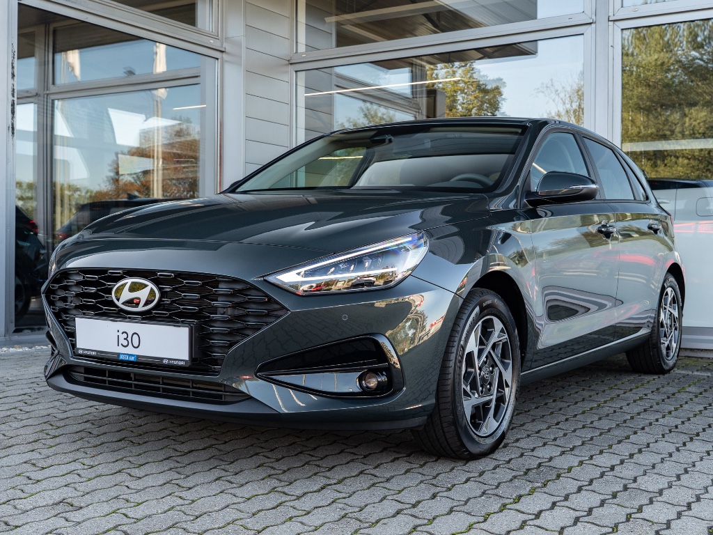 Hyundai i30 hatchback 1,5i GO CZECH!