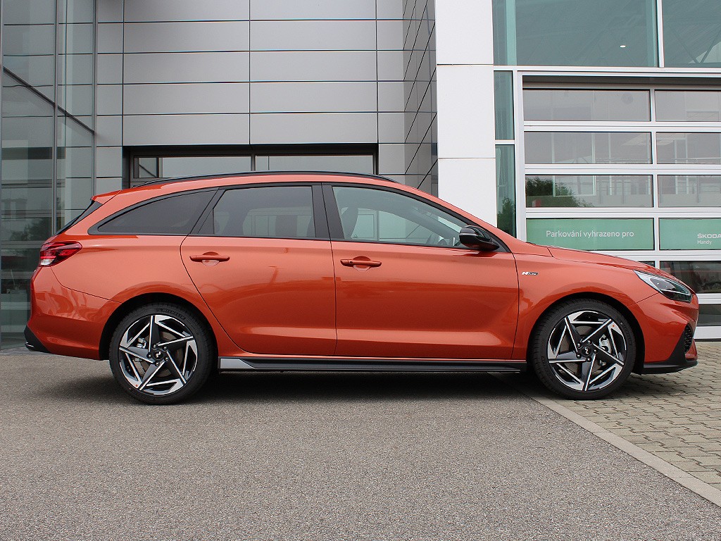 Hyundai i30 kombi 1,5 T-GDI MHEV