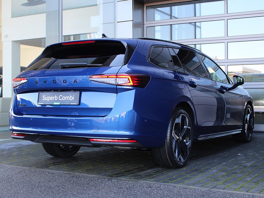Škoda Superb Combi 2,0TSI 150kW 7-stup. DSG