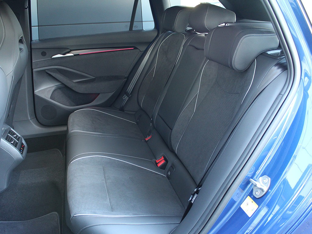 Škoda Superb Combi 2,0TSI 150kW 7-stup. DSG