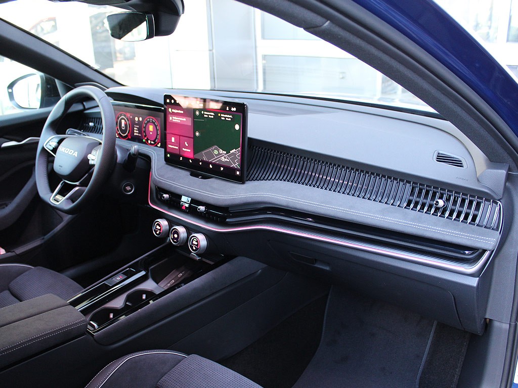 Škoda Superb Combi 2,0TSI 150kW 7-stup. DSG