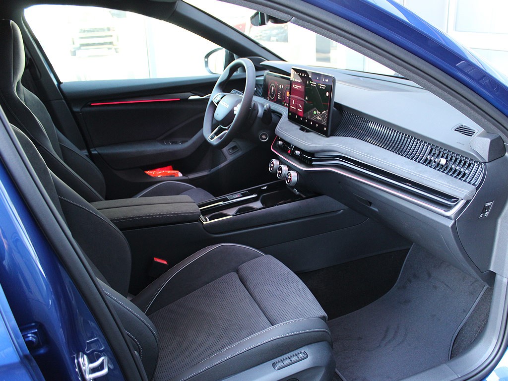 Škoda Superb Combi 2,0TSI 150kW 7-stup. DSG