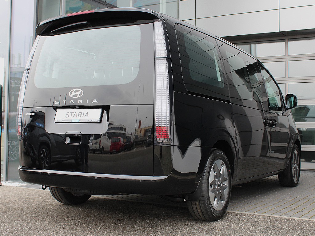 Hyundai Staria 1,6 T-GDI 4x2 9míst