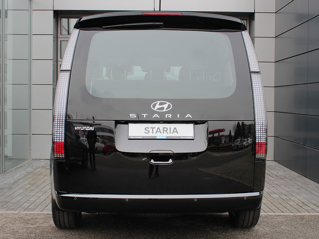 Hyundai Staria 1,6 T-GDI 4x2 9míst