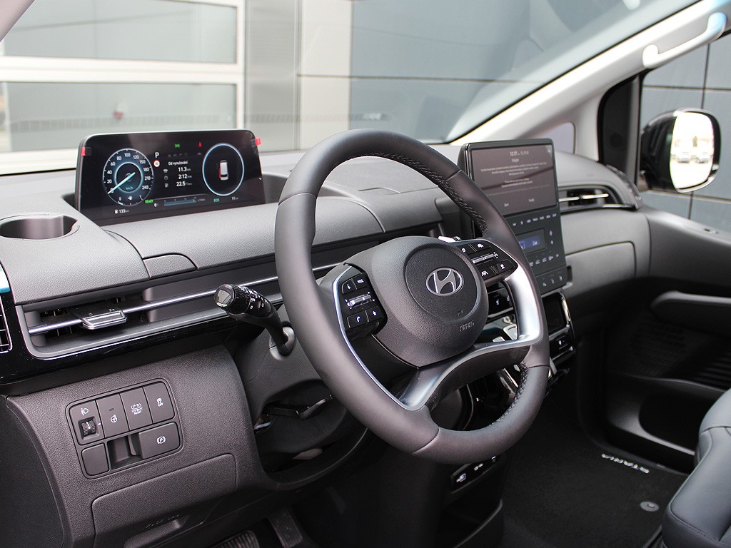 Hyundai Staria 1,6 T-GDI 4x2 9míst