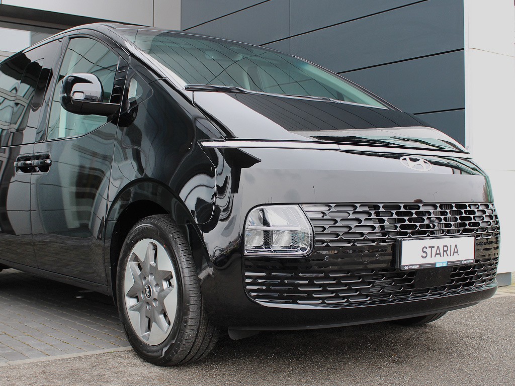 Hyundai Staria 1,6 T-GDI 4x2 9míst