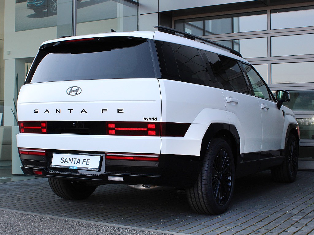 Hyundai Santa Fe 1,6 T-GDI HEV 4x4 7 míst MR26 CALLIGRAPHY