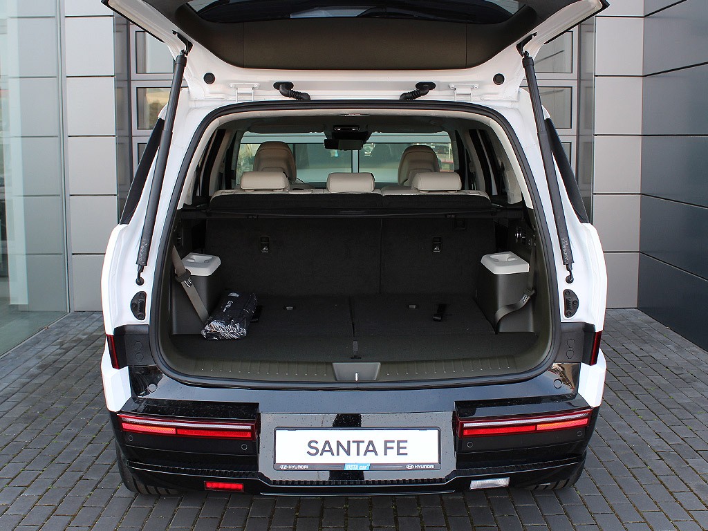 Hyundai Santa Fe 1,6 T-GDI HEV 4x4 7 míst MR26 CALLIGRAPHY