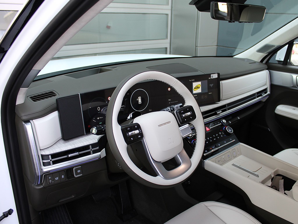 Hyundai Santa Fe 1,6 T-GDI HEV 4x4 7 míst MR26 CALLIGRAPHY