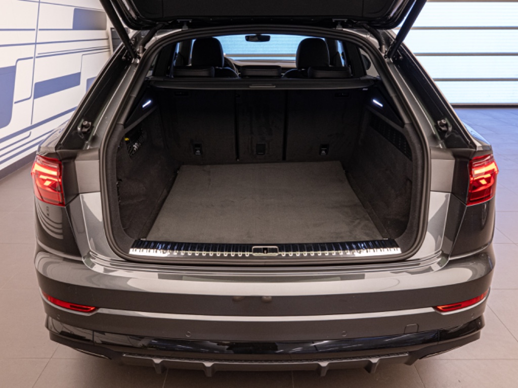 Audi Q8 SUV 50 TDI quattro (210kW/286k) 8st.-Tiptronic