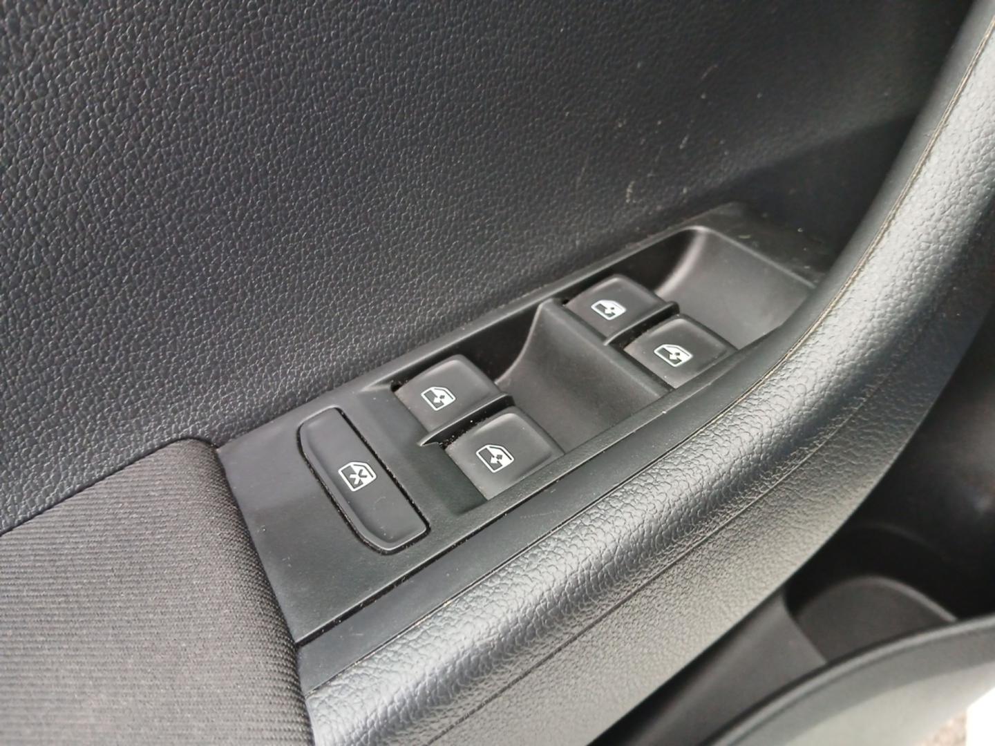 Škoda FABIA COMBI 1.0 TSI / 70 kW Ambition