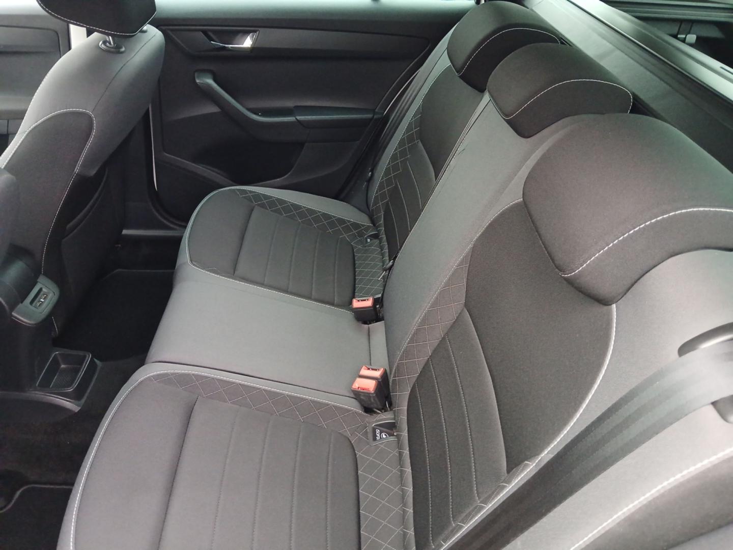 Škoda FABIA COMBI 1.0 TSI / 70 kW Ambition