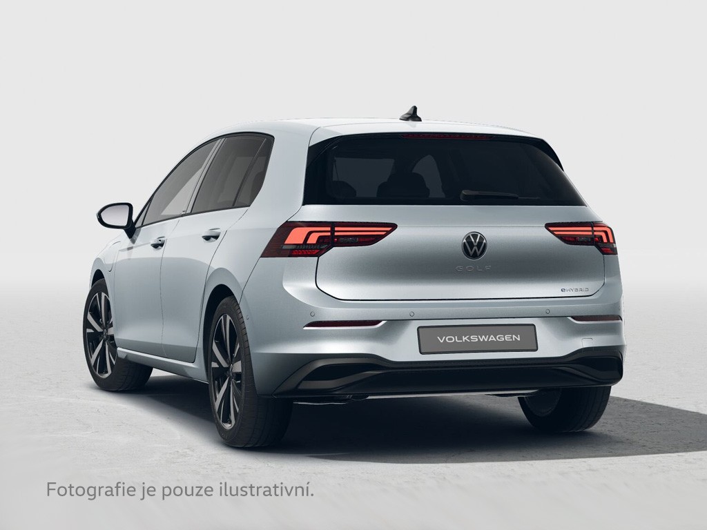 Volkswagen Golf 1,5 TSI 150KW 6DSG eHybrid People