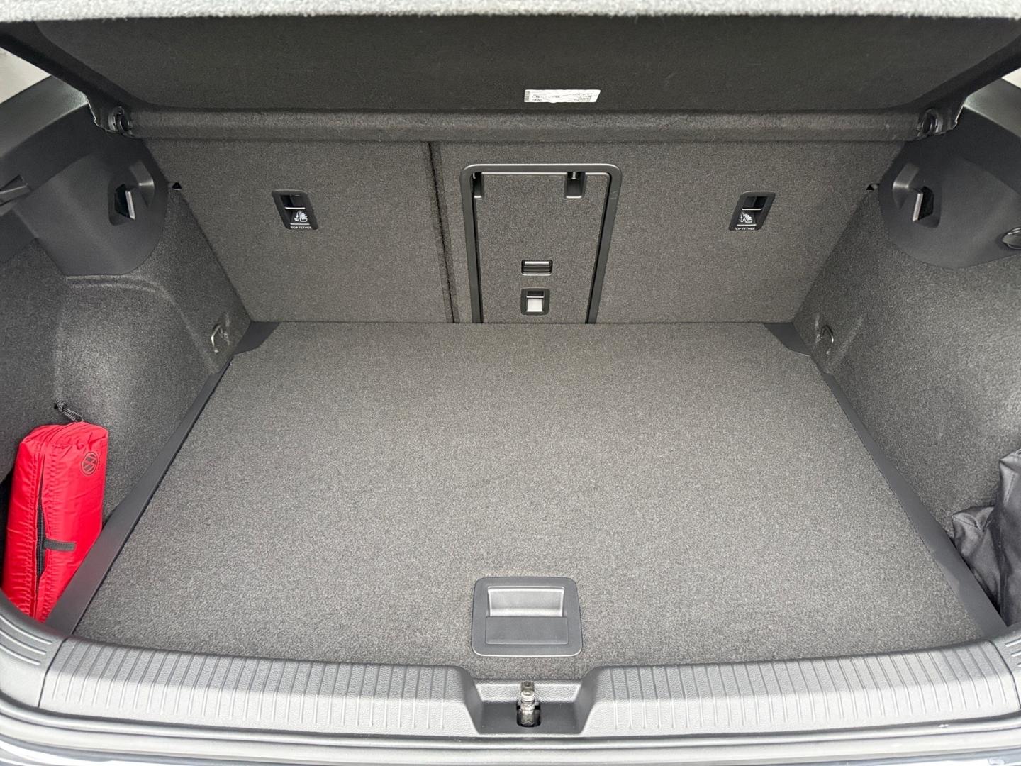 Volkswagen Golf 1,5 TSI / 96 kW Life