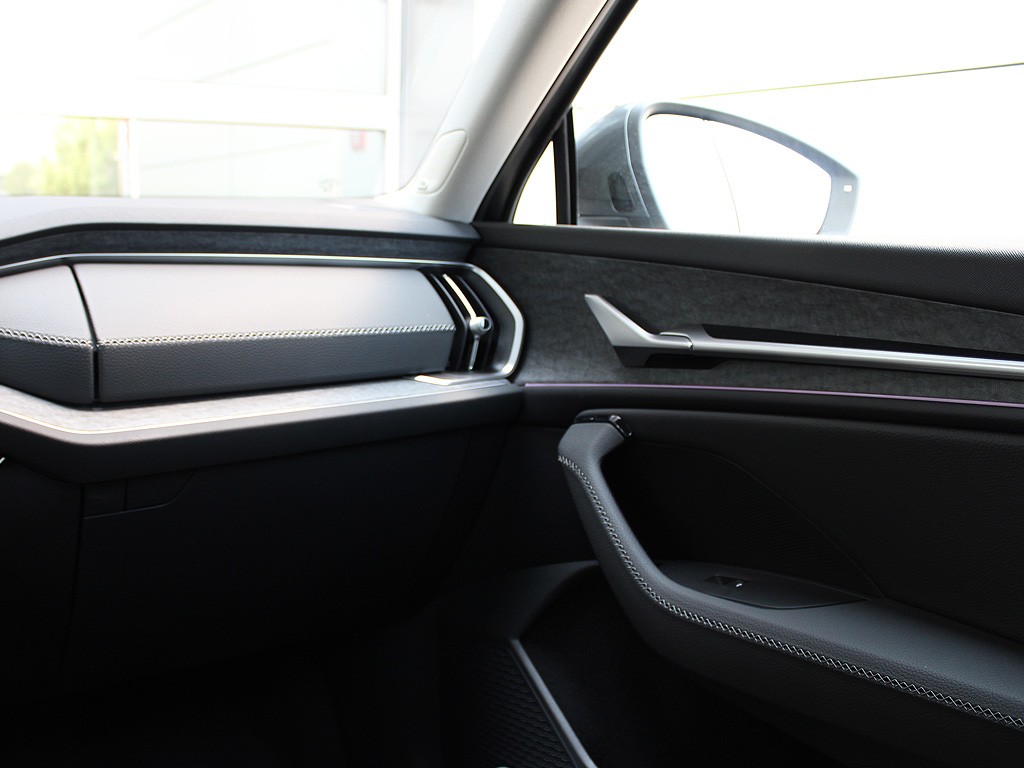 Škoda Kodiaq 2,0TDI 142kW 7-stup. DSG 4x4 7-míst. Exclusive Selection