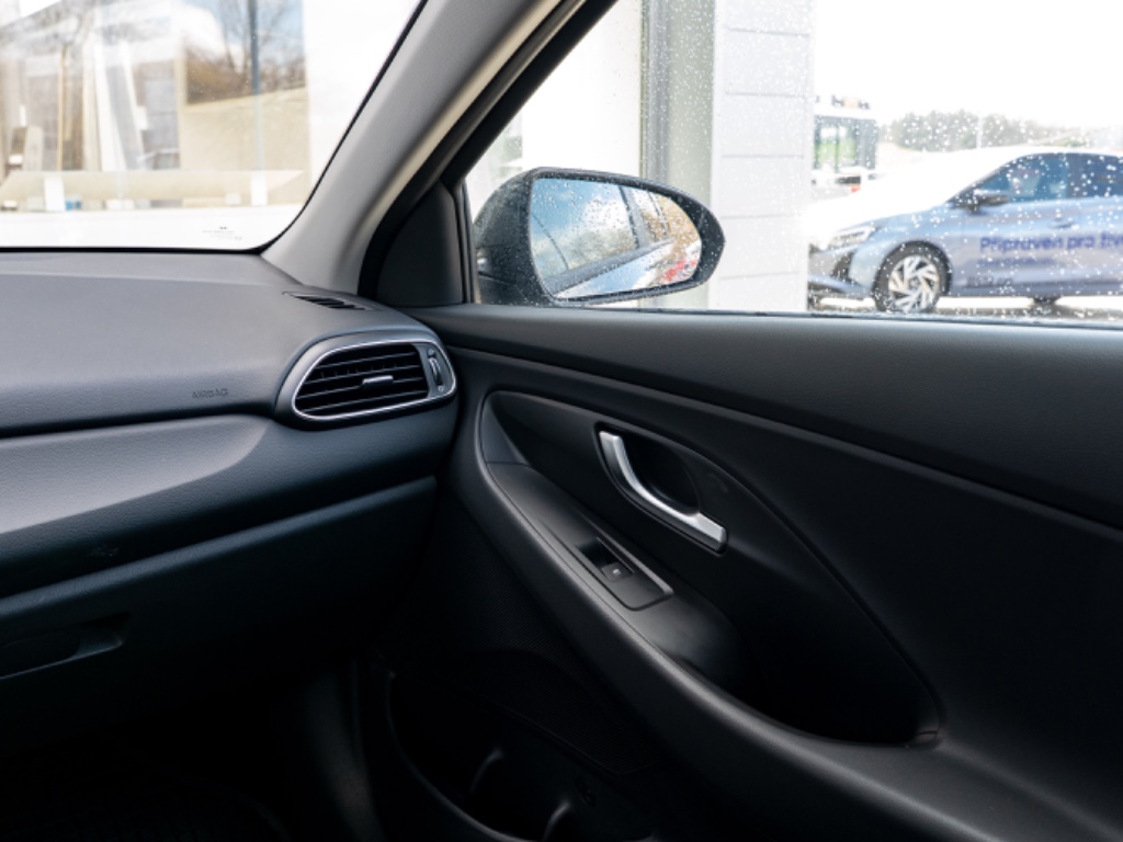 Hyundai i30 kombi 1,5i MR25 GO CZECH!