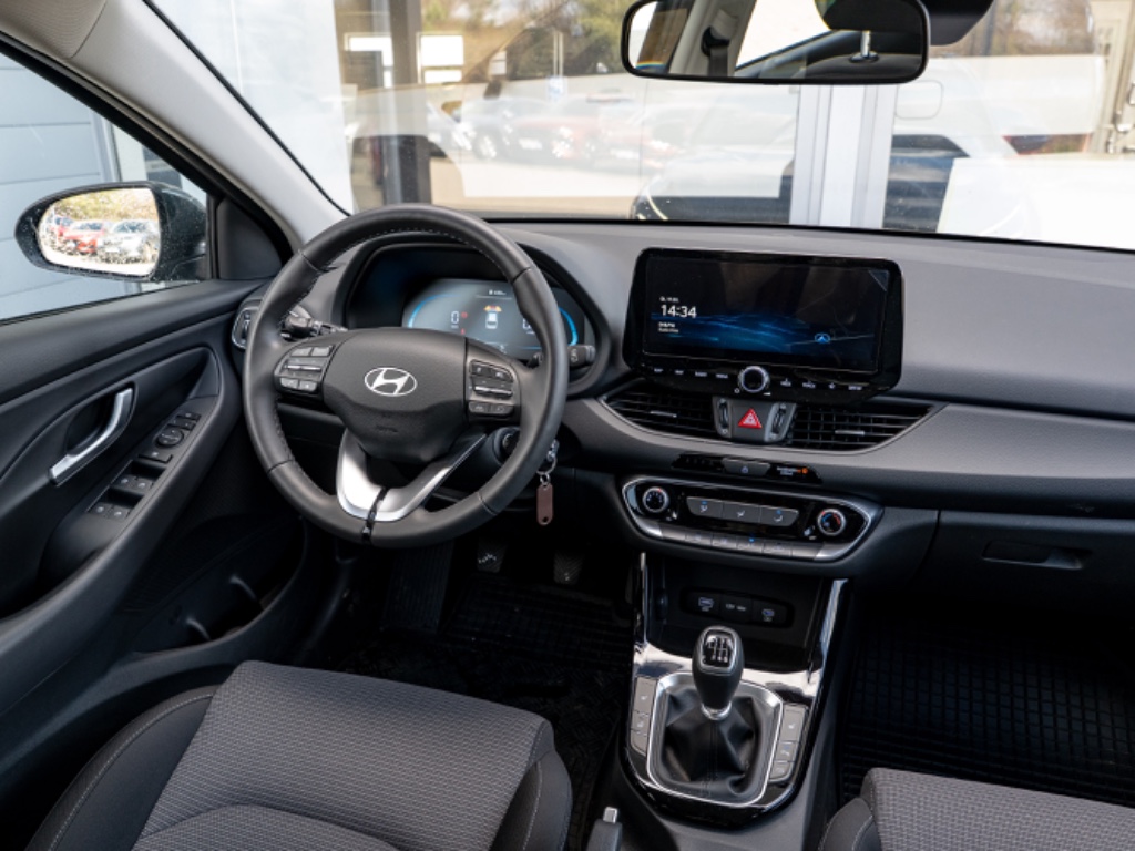 Hyundai i30 kombi 1,5i MR25 GO CZECH!