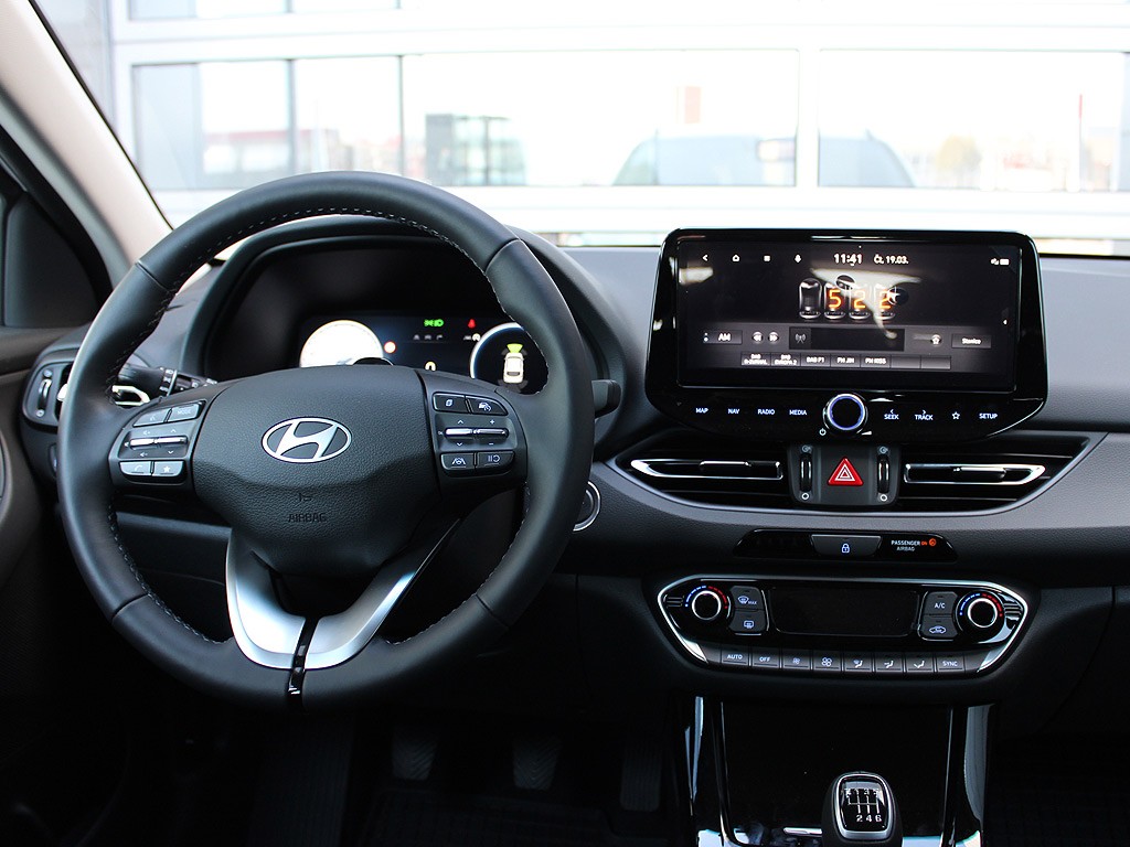 Hyundai i30 kombi 1,0 T-GDI MR26 STYLE