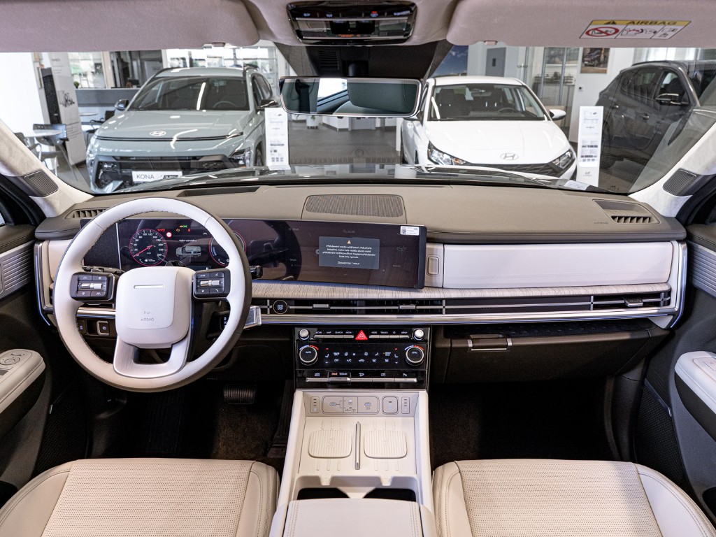 Hyundai Santa Fe 1,6 T-GDI HEV 4x4 7 míst MR26 CALLIGRAPHY