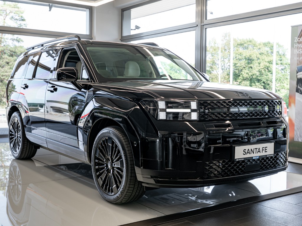 Hyundai Santa Fe 1,6 T-GDI HEV 4x4 7 míst MR26 CALLIGRAPHY