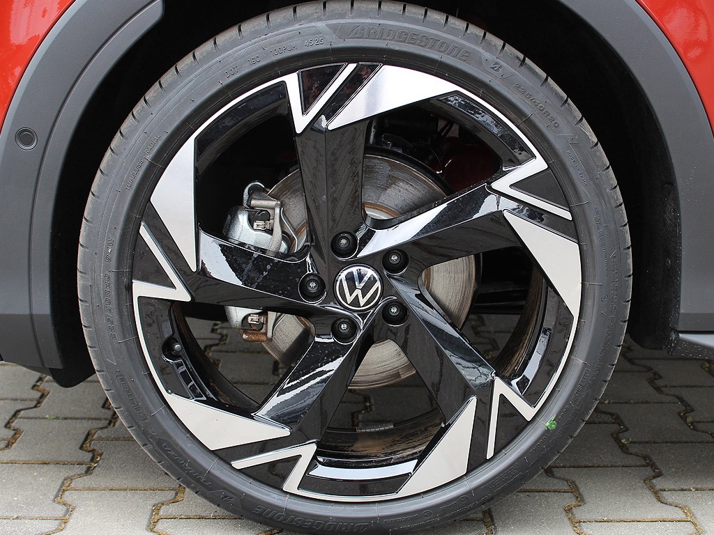 Volkswagen T-Roc 1,5 eTSI 110 kW 7DSG 110kW/150PS R-Line
