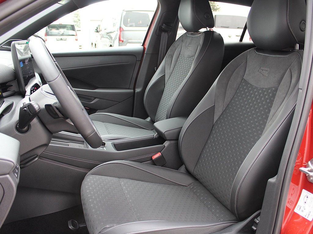 Volkswagen T-Roc 1,5 eTSI 110 kW 7DSG 110kW/150PS R-Line