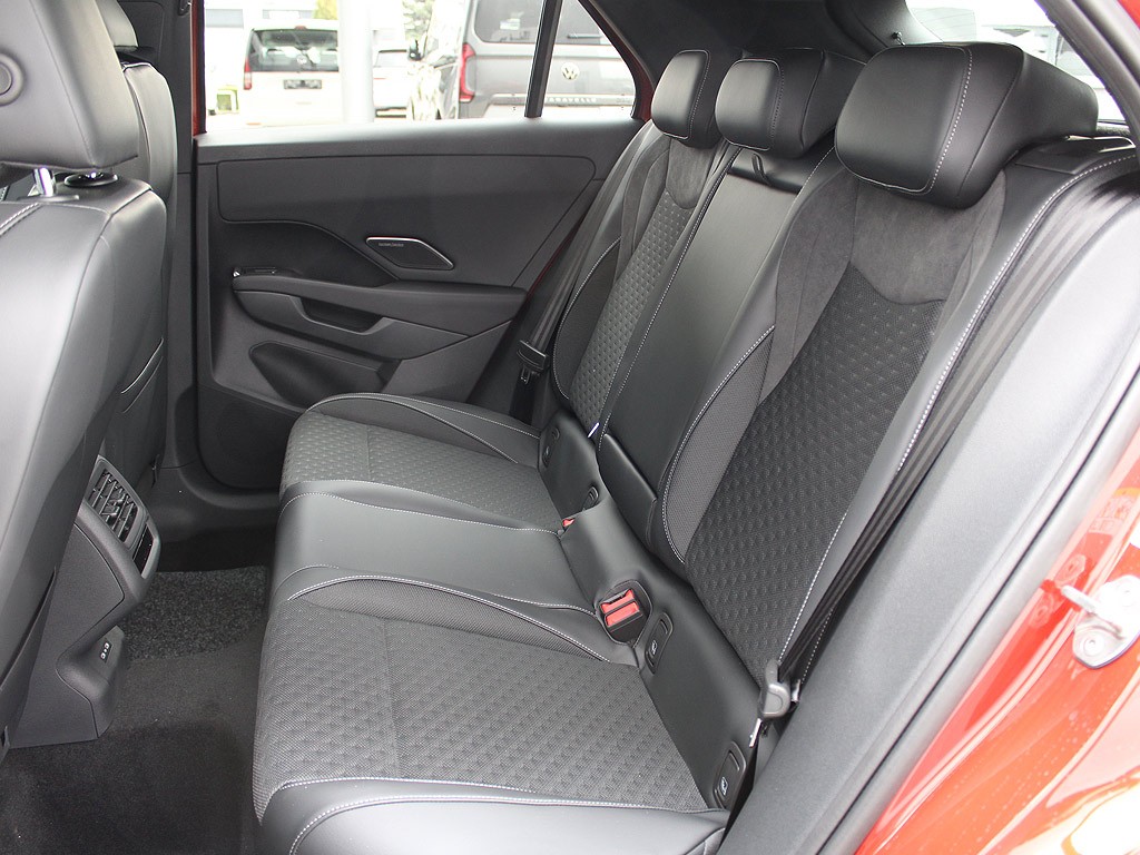 Volkswagen T-Roc 1,5 eTSI 110 kW 7DSG 110kW/150PS R-Line
