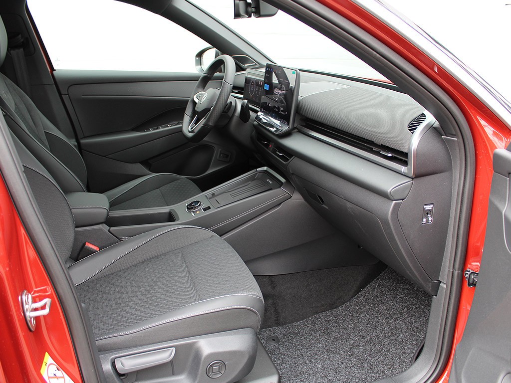 Volkswagen T-Roc 1,5 eTSI 110 kW 7DSG 110kW/150PS R-Line