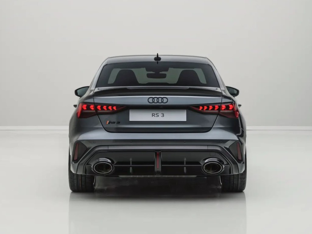 Audi RS 3 Limousine competition limited 2,5 TFSI quattro (294kW/400k) S tronic