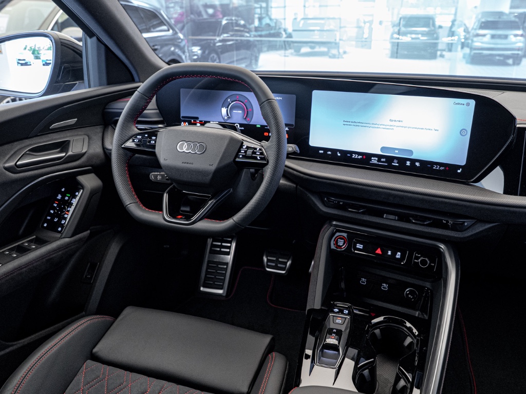Audi Q5 NEW 2.0 TDI quattro (150kW/204k) S tronic