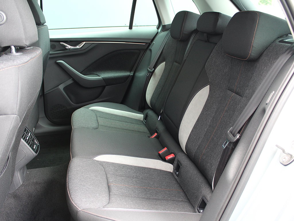 Škoda Kamiq 1,0TSI 85kW 7-stup. DSG Dynamic
