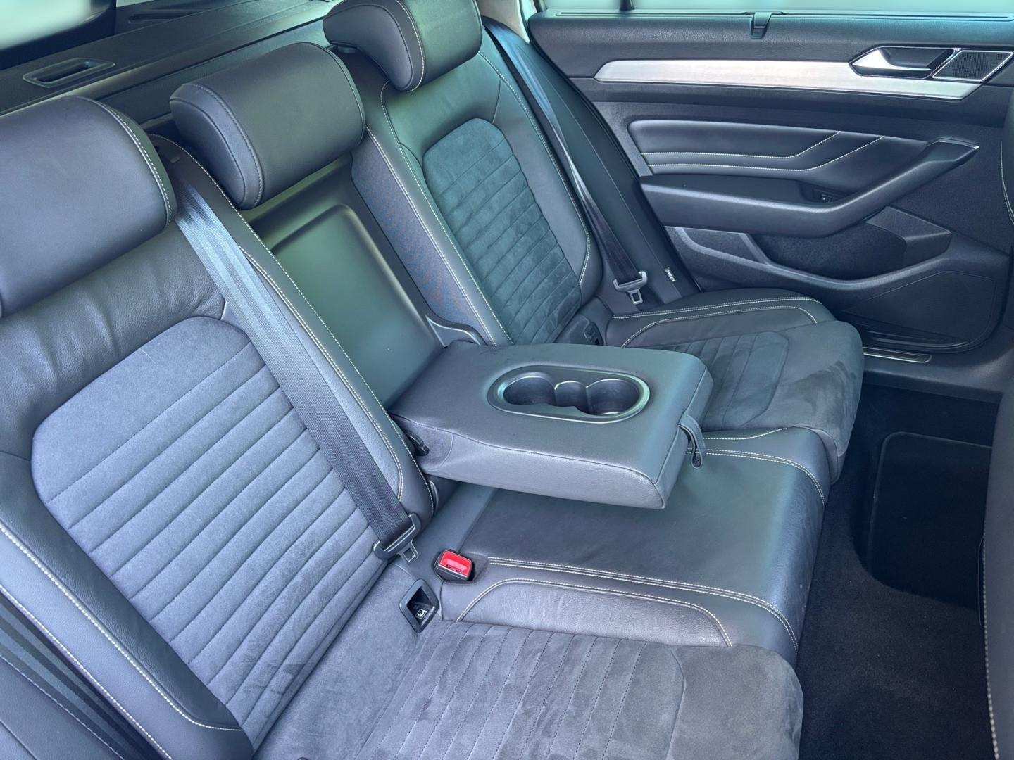 Volkswagen Passat Variant 2,0 TSI / 140 kW Elegance DSG