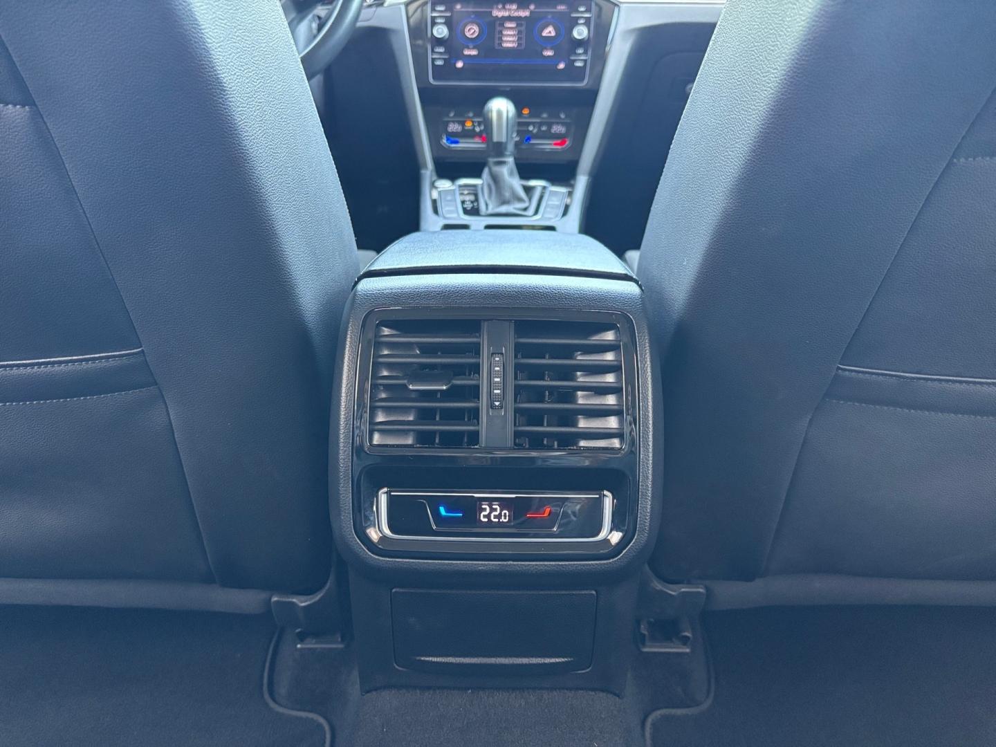 Volkswagen Passat Variant 2,0 TSI / 140 kW Elegance DSG