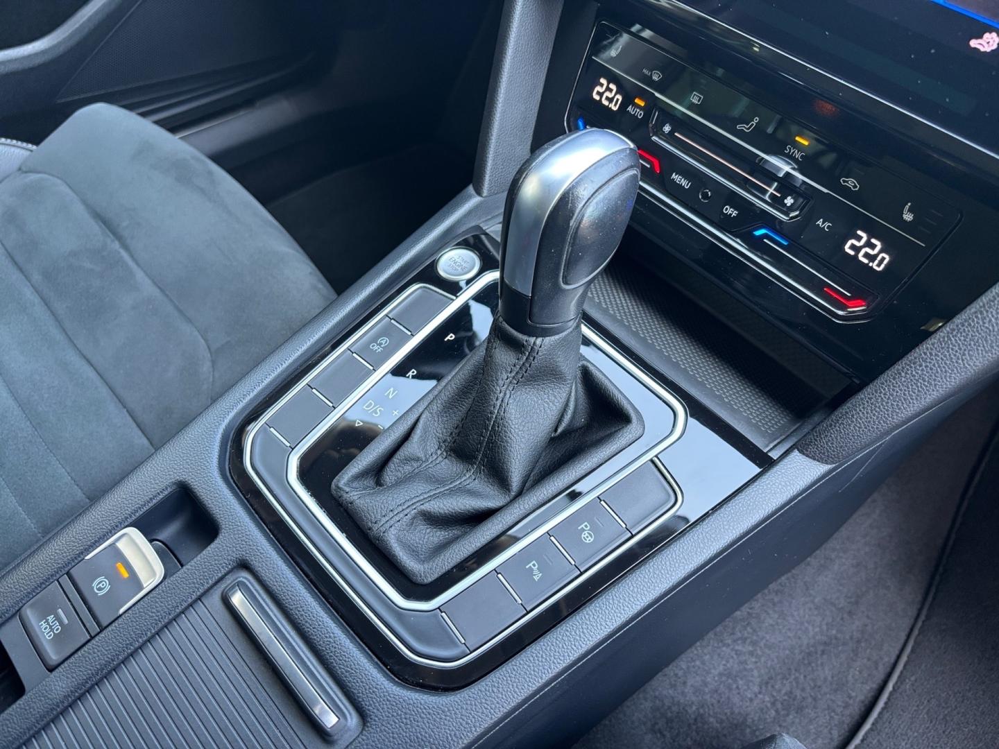 Volkswagen Passat Variant 2,0 TSI / 140 kW Elegance DSG