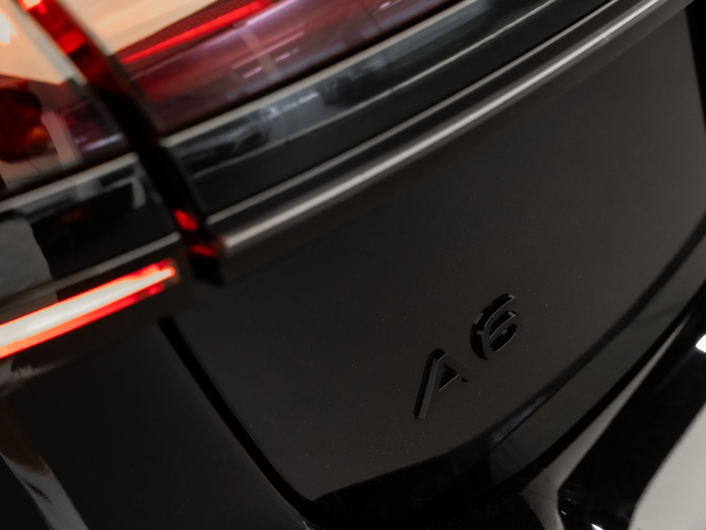 Audi A6 Avant NEW 3.0 TDI quattro (220kW/299k) S tronic